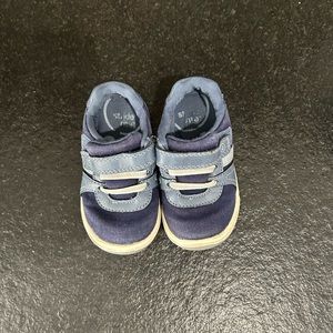 Stride Rite Sneakers EUC